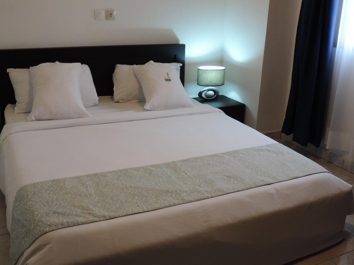 Hotel Djigui Abidjan Ngoại thất bức ảnh